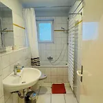 Apartman Mit Vollausgestatteter Kueche - Smarttv I Free Netflix I 24h Check In Bielefeld