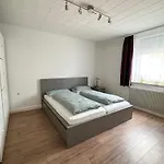 Mit Vollausgestatteter Kueche - Smarttv I Free Netflix I 24h Check In * Bielefeld