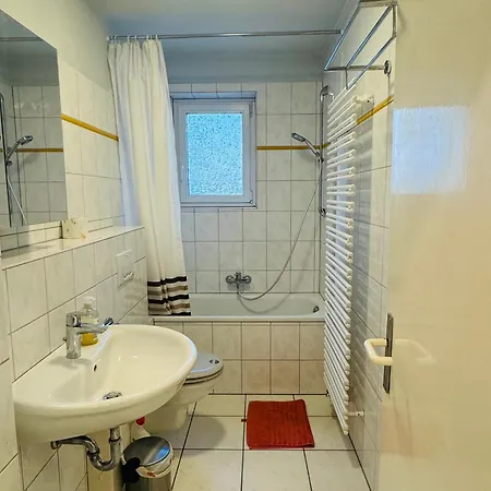 Apartman Mit Vollausgestatteter Kueche - Smarttv I Free Netflix I 24h Check In Bielefeld