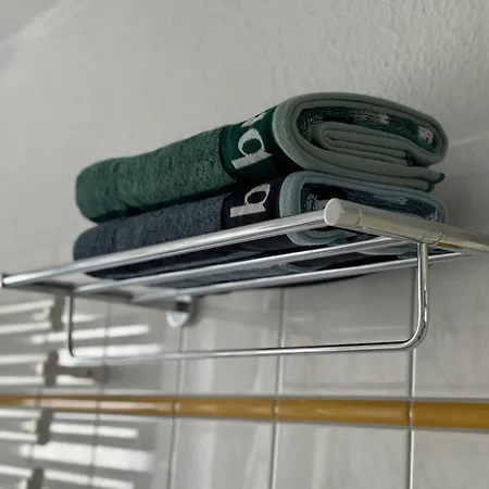 Mit Vollausgestatteter Kueche - Smarttv I Free Netflix I 24h Check In Bielefeld