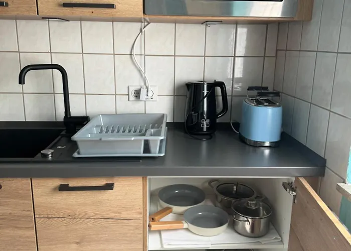 Mit Vollausgestatteter Kueche - Smarttv I Free Netflix I 24h Check In * 比勒费尔德